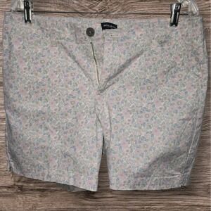 Lee Women Sz 12 M Mid Rise Floral Regular Fit Blue Pink Shorts 5" Inseam Stretch